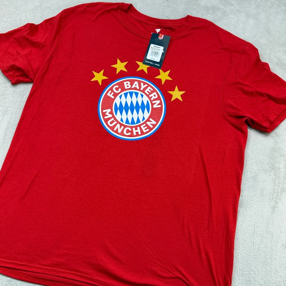 Fanatics FC Bayern Munich T-Shirt Mens XL Red Logo Short Sleeve Tee